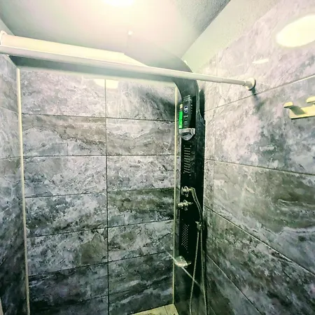 Вілла The Byala Escape, Private With Bar & Hot Tub