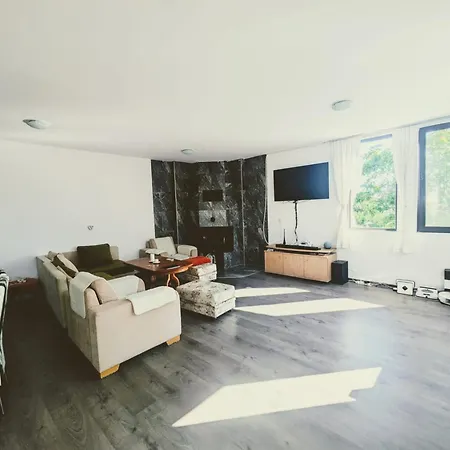 The Byala Escape, Private With Bar & Hot Tub Βίλα Byala (Varna)