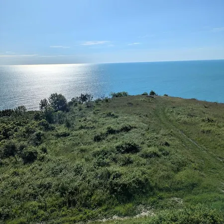 The Byala Escape, Private With Bar & Hot Tub Вілла Бяла